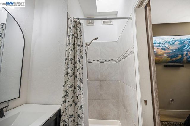 3637 Centinella Drive, North Highlands, CA 95660
