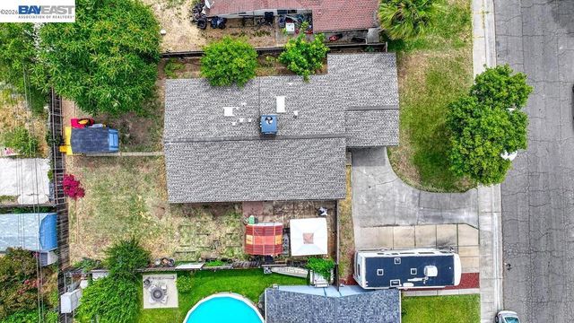 3637 Centinella Drive, North Highlands, CA 95660