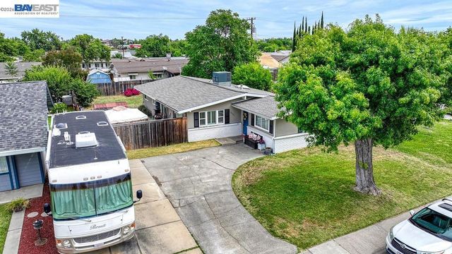 3637 Centinella Drive, North Highlands, CA 95660