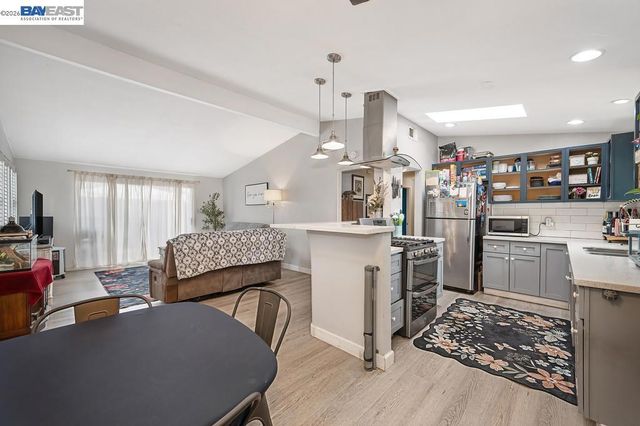 3637 Centinella Drive, North Highlands, CA 95660