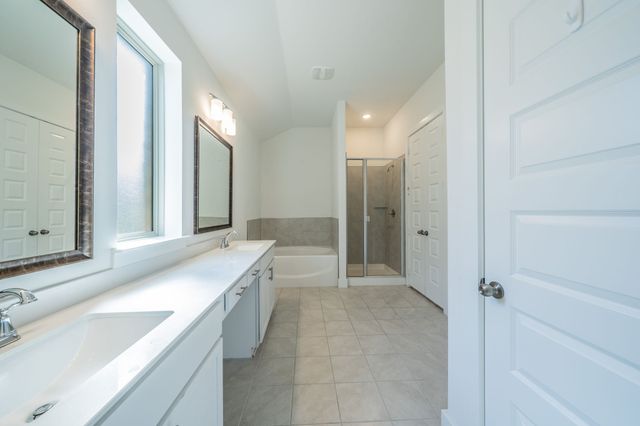 821 Reynolds Drive, Fate, TX 75087