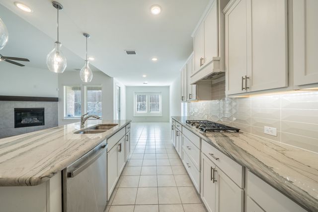 821 Reynolds Drive, Fate, TX 75087
