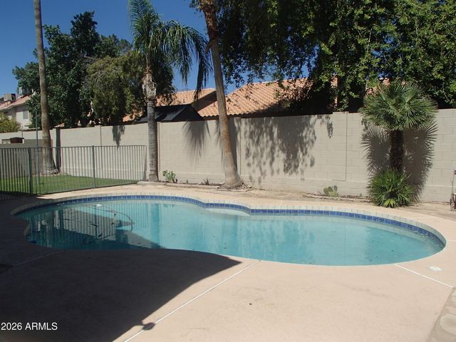 4230 E BROOKWOOD Court, Phoenix, AZ 85048