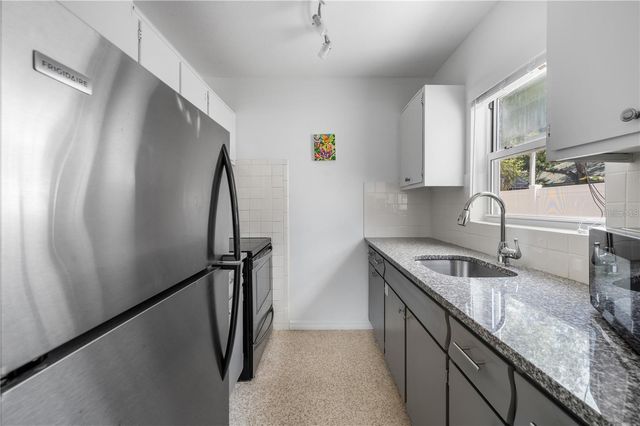 1739 SIESTA DRIVE, Sarasota, FL 34239