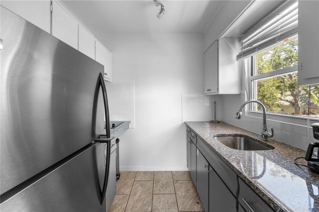 1739 SIESTA DRIVE, Sarasota, FL 34239