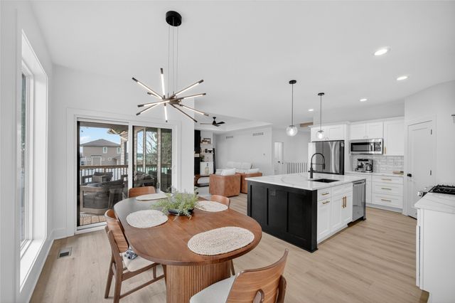 1403 19th Street SE, Altoona, IA 50009
