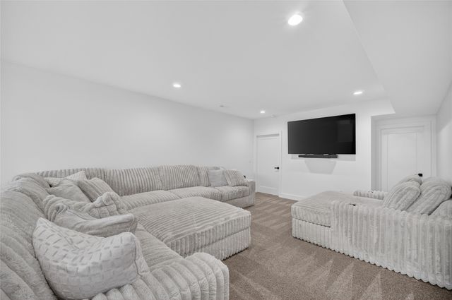 1403 19th Street SE, Altoona, IA 50009