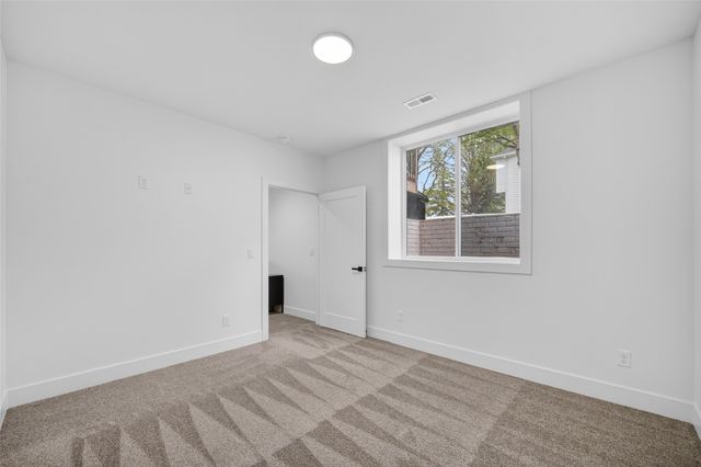1403 19th Street SE, Altoona, IA 50009
