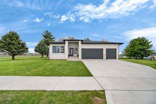 1403 19th Street SE, Altoona, IA 50009