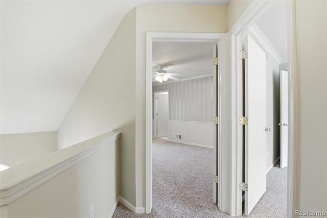 38154 Saratoga Circle, Farmington Hills, MI 48331