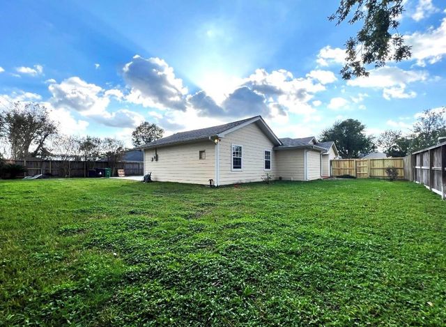 1430 Freedonia Drive, Houston, TX 77055