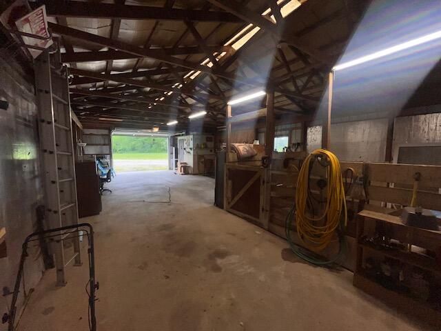 36961 39th Avenue, Paw Paw, MI 49079