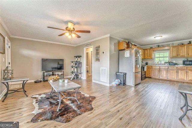 7 York Drive NE, Plainville, GA 30733
