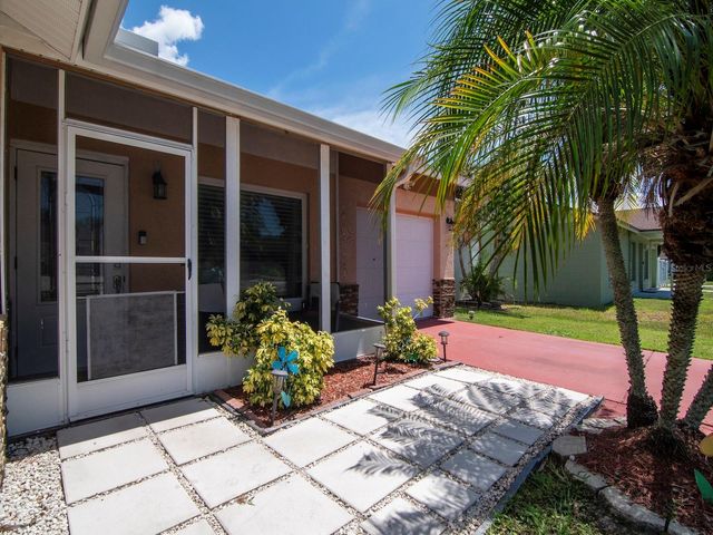 6317 FROST DRIVE, Tampa, FL 33625