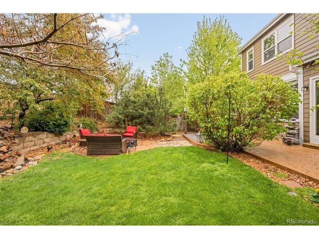 869 Shadowstone Dr, Highlands Ranch, CO 80129