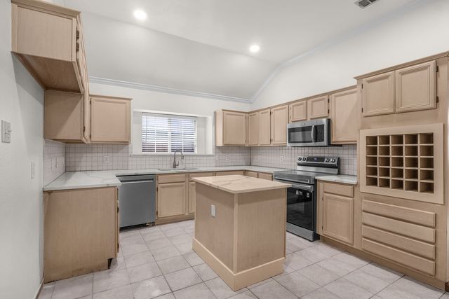 3314 Suzanne Drive, Rowlett, TX 75088