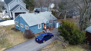 176 Upland Ave Single Fam, Newton, MA 02461