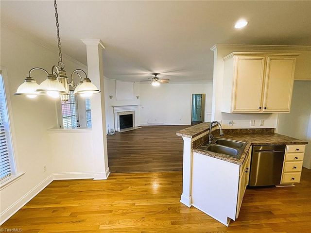 3003 Pearson Farm Drive, Browns Summit, NC 27214