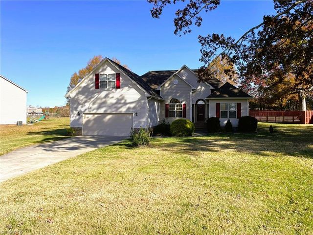 3003 Pearson Farm Drive, Browns Summit, NC 27214