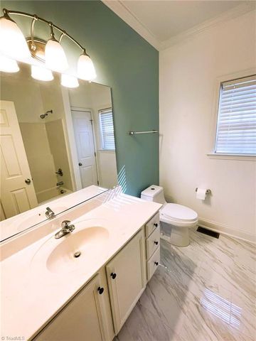 3003 Pearson Farm Drive, Browns Summit, NC 27214