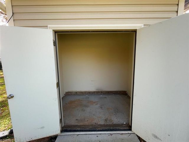 3003 Pearson Farm Drive, Browns Summit, NC 27214