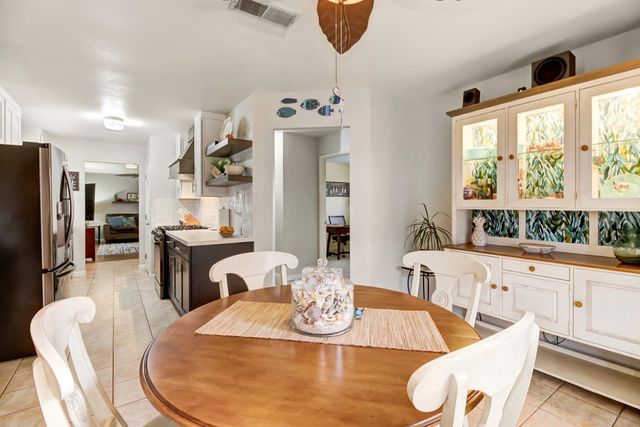 6949 Franela Way, Citrus Heights, CA 95621