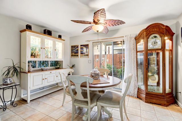 6949 Franela Way, Citrus Heights, CA 95621