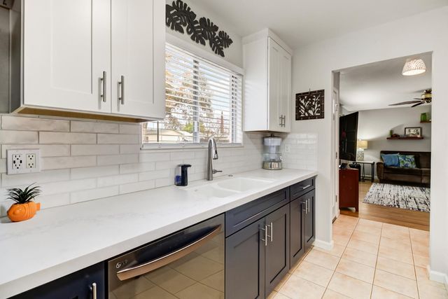 6949 Franela Way, Citrus Heights, CA 95621