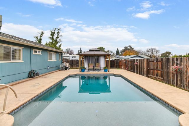 6949 Franela Way, Citrus Heights, CA 95621