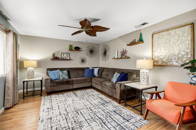 6949 Franela Way, Citrus Heights, CA 95621