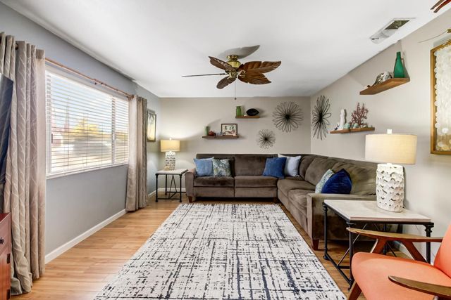 6949 Franela Way, Citrus Heights, CA 95621