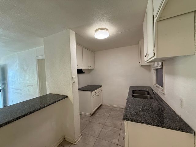 3408 S Hughes Avenue, Fort Worth, TX 76119