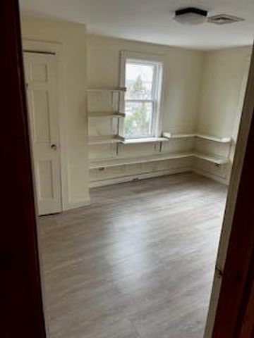 14 Commerce Road, Barnstable, MA 02630