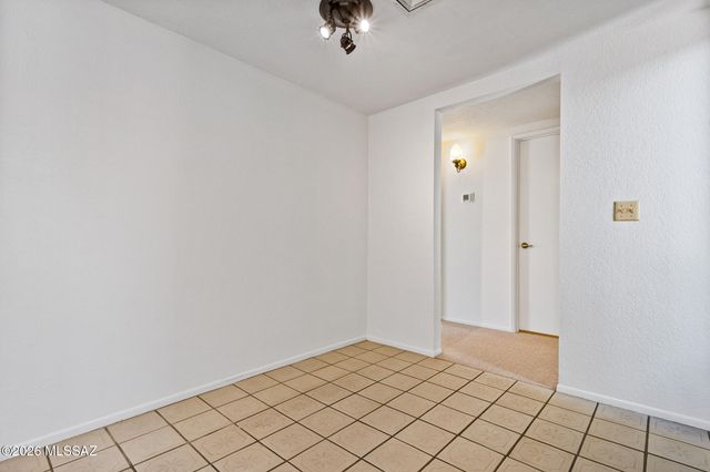 7568 N Palm Circle, Tucson, AZ 85704