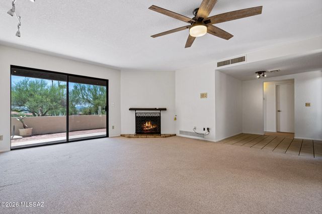 7568 N Palm Circle, Tucson, AZ 85704