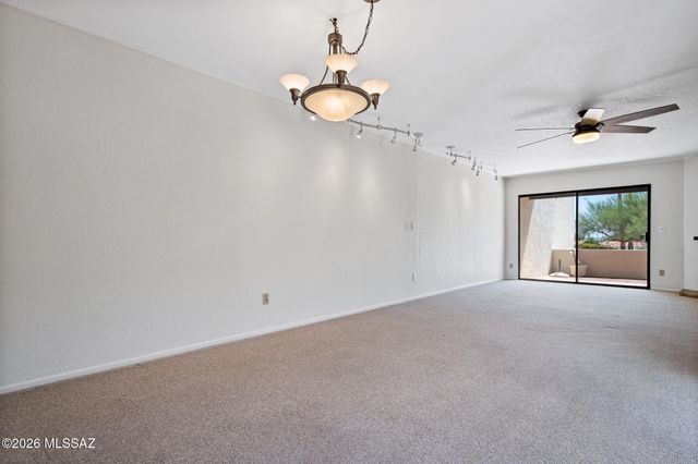 7568 N Palm Circle, Tucson, AZ 85704