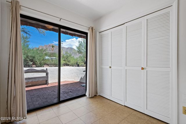 7568 N Palm Circle, Tucson, AZ 85704