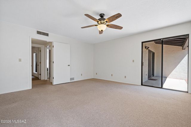 7568 N Palm Circle, Tucson, AZ 85704
