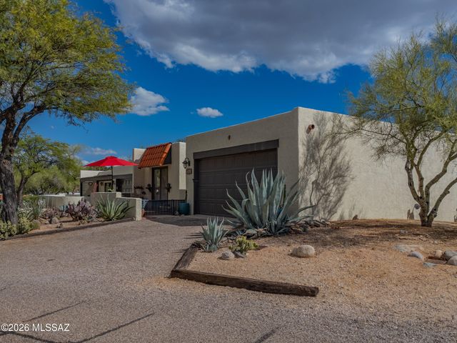 7568 N Palm Circle, Tucson, AZ 85704