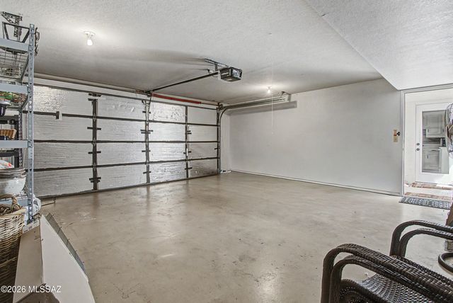7568 N Palm Circle, Tucson, AZ 85704