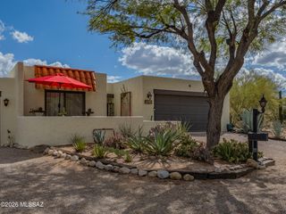 7568 N Palm Circle, Tucson, AZ 85704