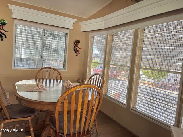 111 S GREENFIELD Road 811, Mesa, AZ 85206