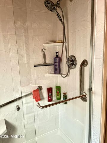 111 S GREENFIELD Road 811, Mesa, AZ 85206