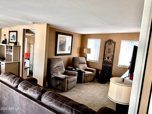 111 S GREENFIELD Road 811, Mesa, AZ 85206