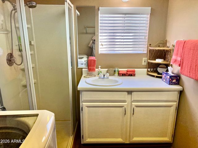 111 S GREENFIELD Road 811, Mesa, AZ 85206