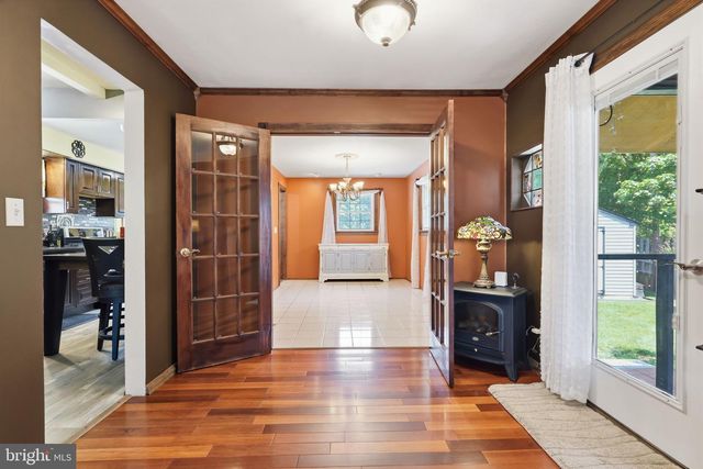 26 CENTURY WAY, Hamilton, NJ 08690