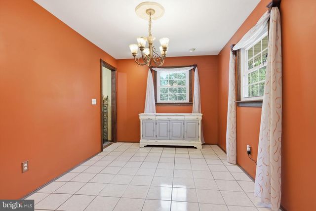 26 CENTURY WAY, Hamilton, NJ 08690