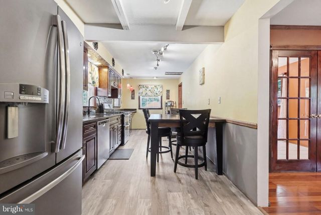 26 CENTURY WAY, Hamilton, NJ 08690