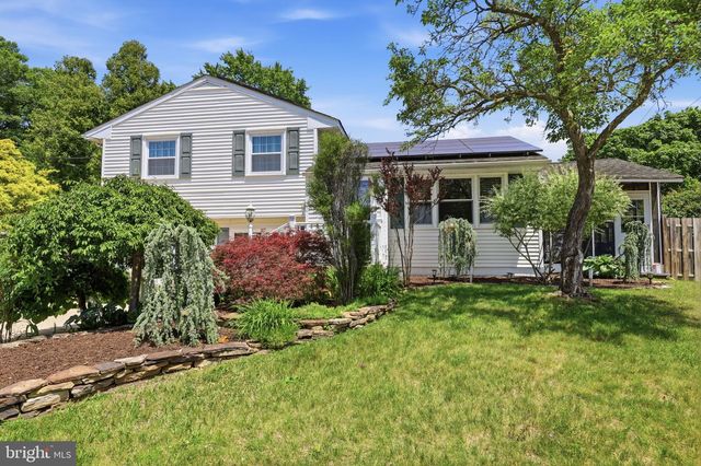 26 CENTURY WAY, Hamilton, NJ 08690