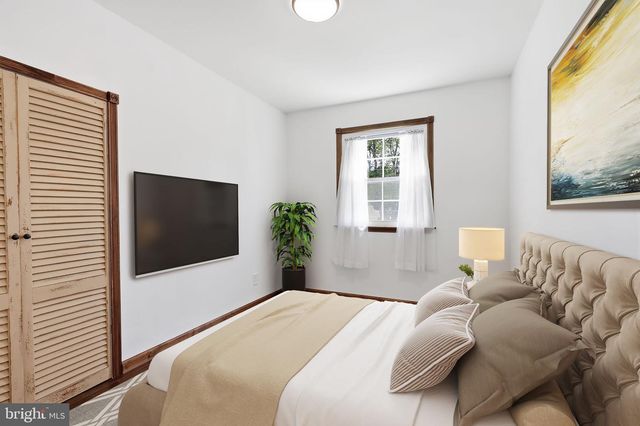 26 CENTURY WAY, Hamilton, NJ 08690